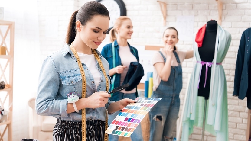 Moda Tasarımcısı Nedir Nasıl Olunur